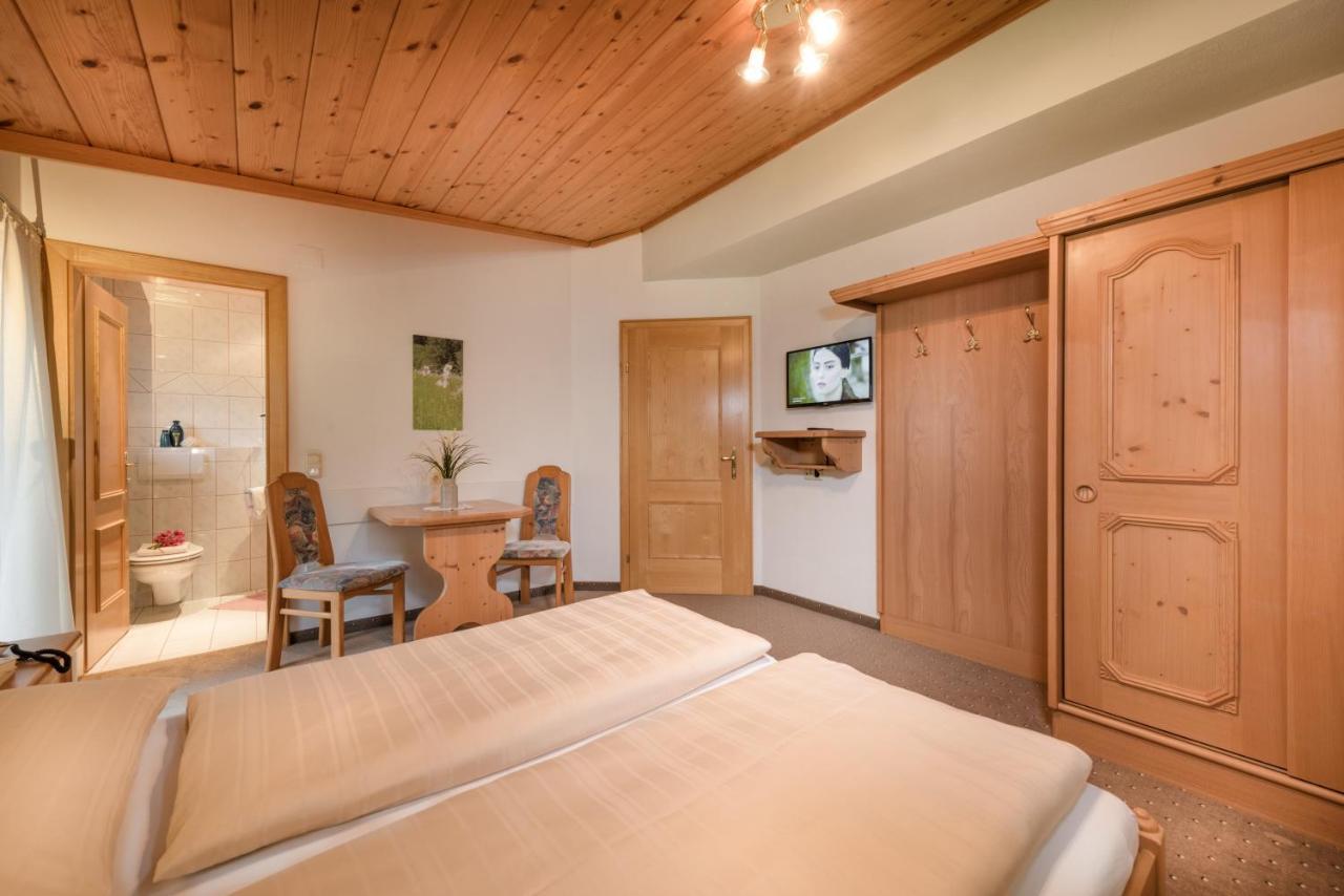 Gaestehaus Gratz - Inklusive Eintritt In Die Alpentherme ดอร์ฟกาชไตน์ ภายนอก รูปภาพ