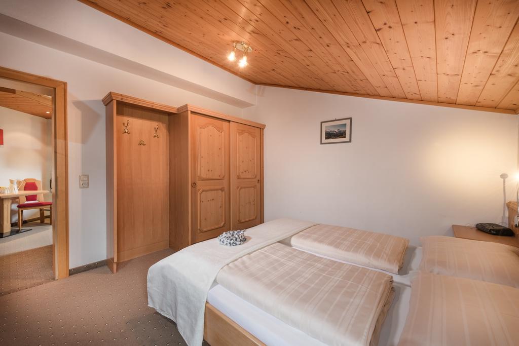 Gaestehaus Gratz - Inklusive Eintritt In Die Alpentherme ดอร์ฟกาชไตน์ ภายนอก รูปภาพ