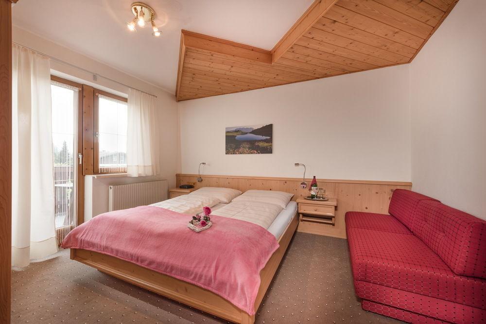 Gaestehaus Gratz - Inklusive Eintritt In Die Alpentherme ดอร์ฟกาชไตน์ ภายนอก รูปภาพ