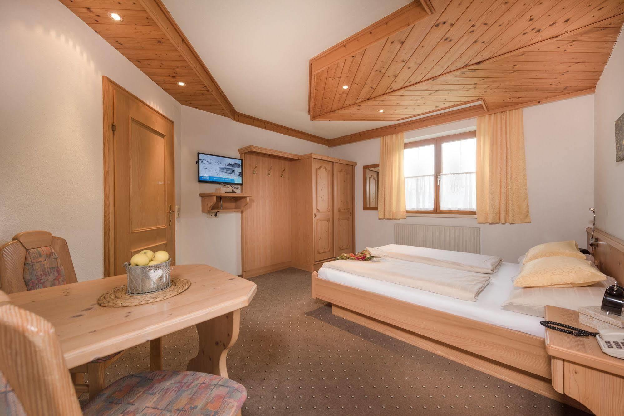 Gaestehaus Gratz - Inklusive Eintritt In Die Alpentherme ดอร์ฟกาชไตน์ ภายนอก รูปภาพ