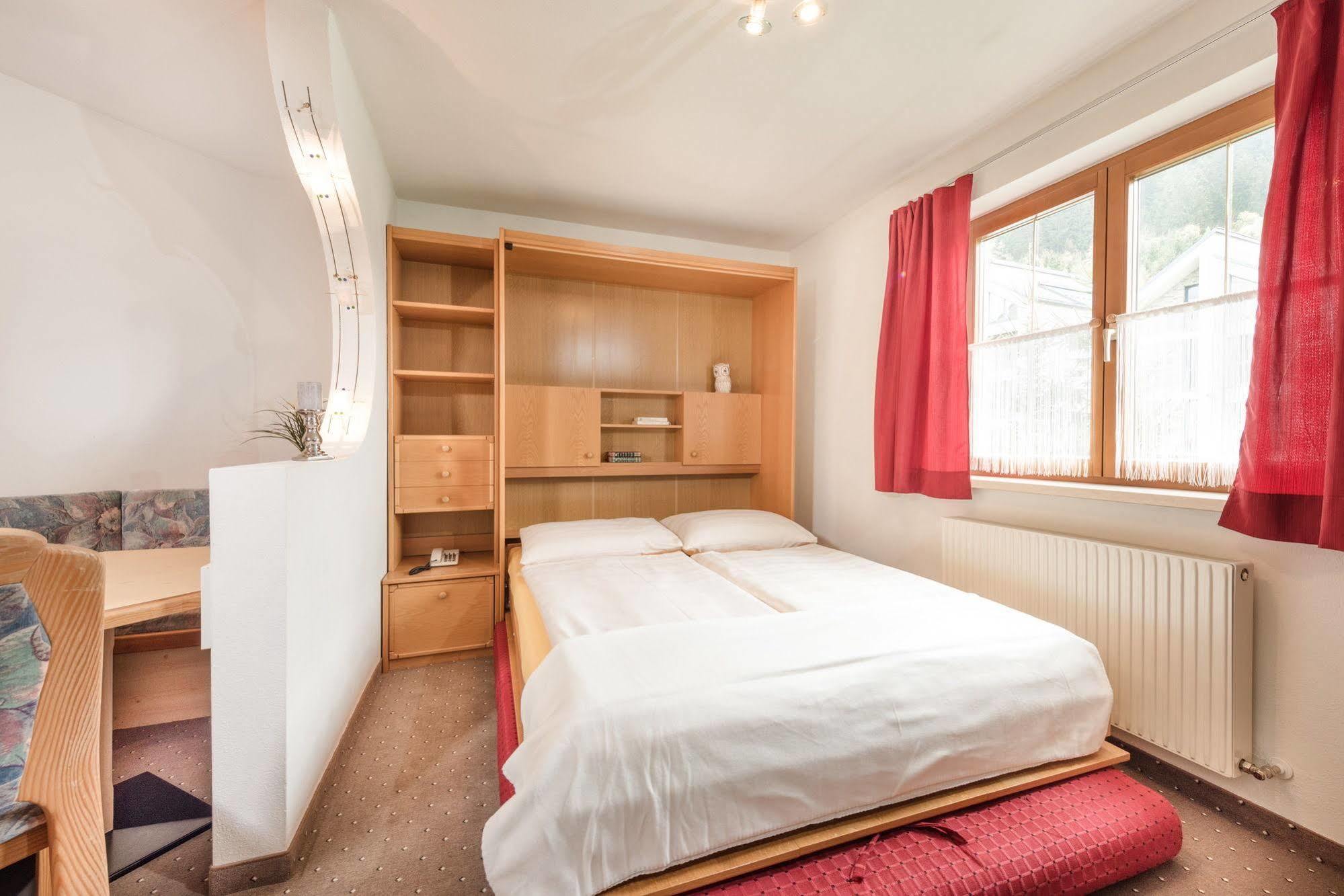 Gaestehaus Gratz - Inklusive Eintritt In Die Alpentherme ดอร์ฟกาชไตน์ ภายนอก รูปภาพ
