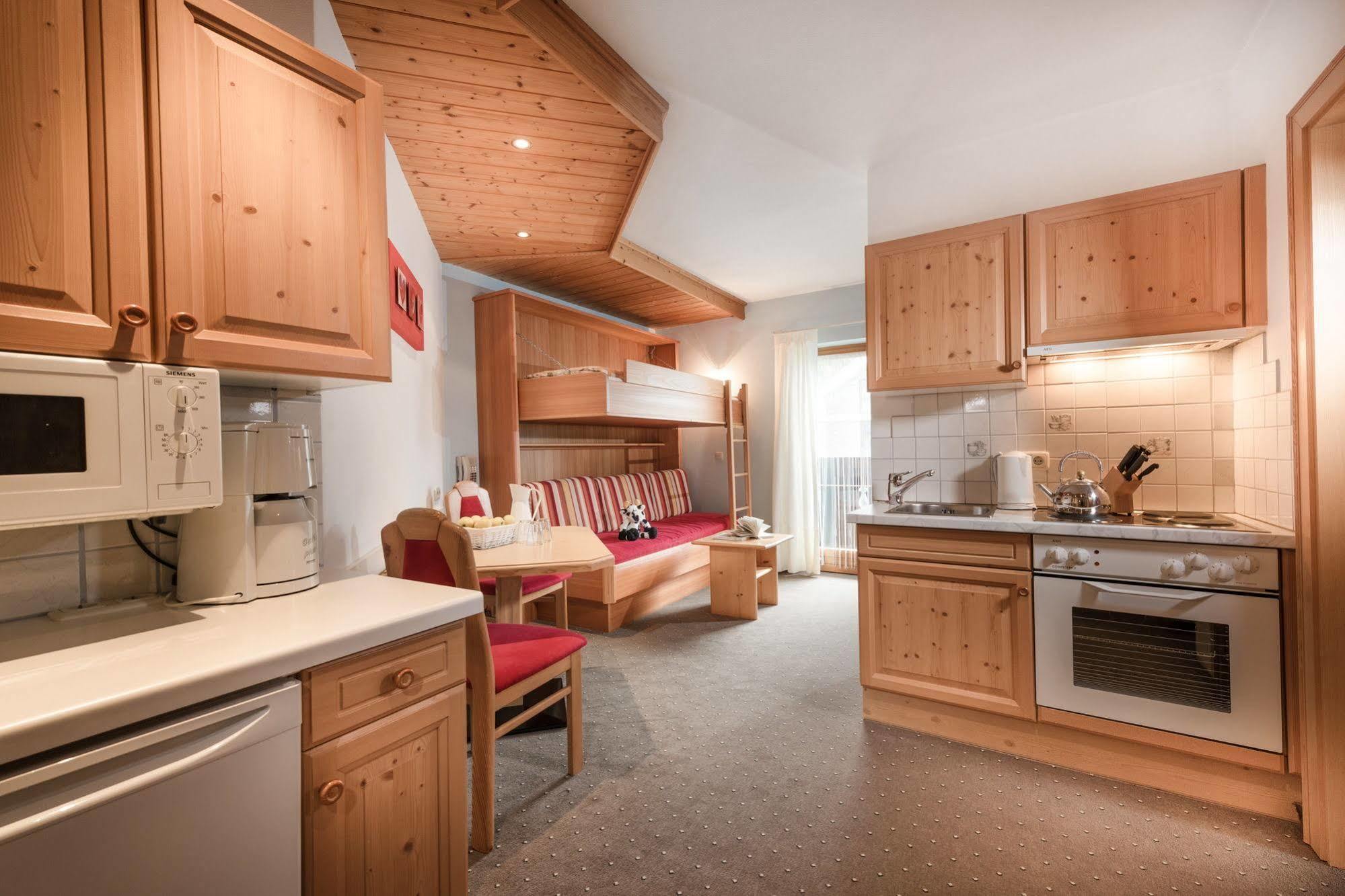 Gaestehaus Gratz - Inklusive Eintritt In Die Alpentherme ดอร์ฟกาชไตน์ ภายนอก รูปภาพ